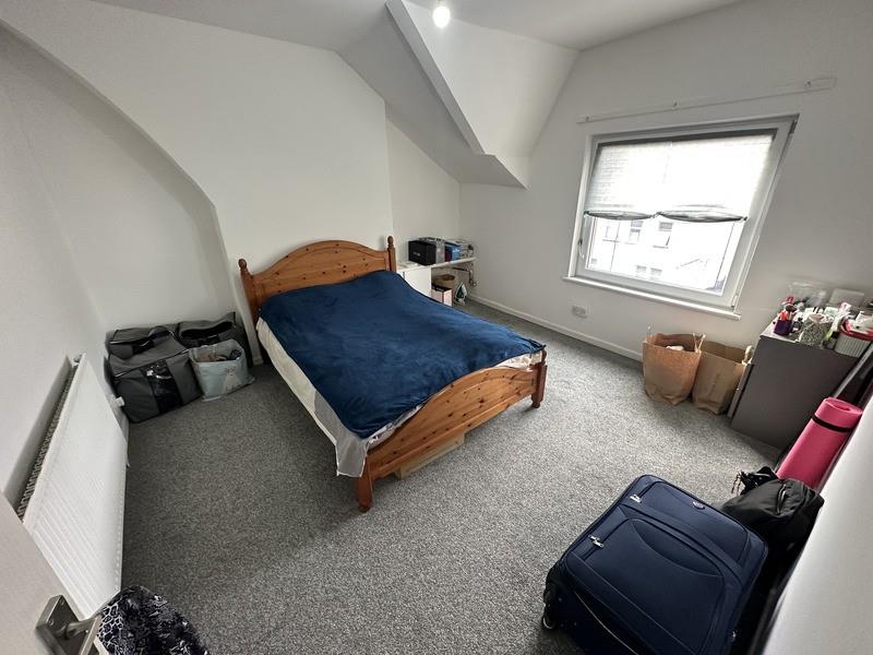 1 bed property in Clare Street, Cardiff
